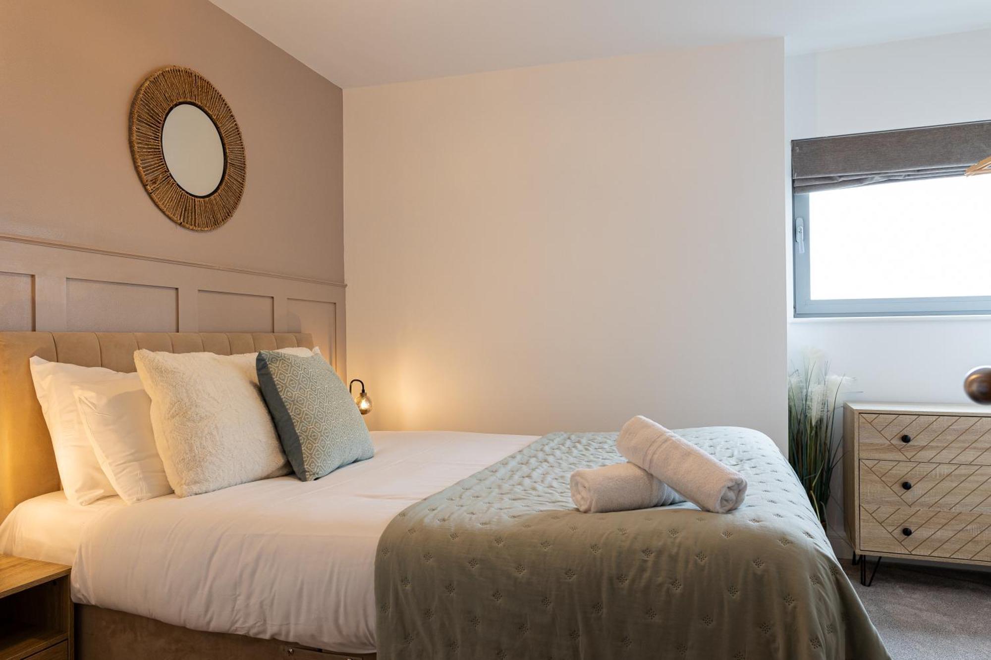 קארדיף Trendy City Centre Apartment With Free Parking מראה חיצוני תמונה